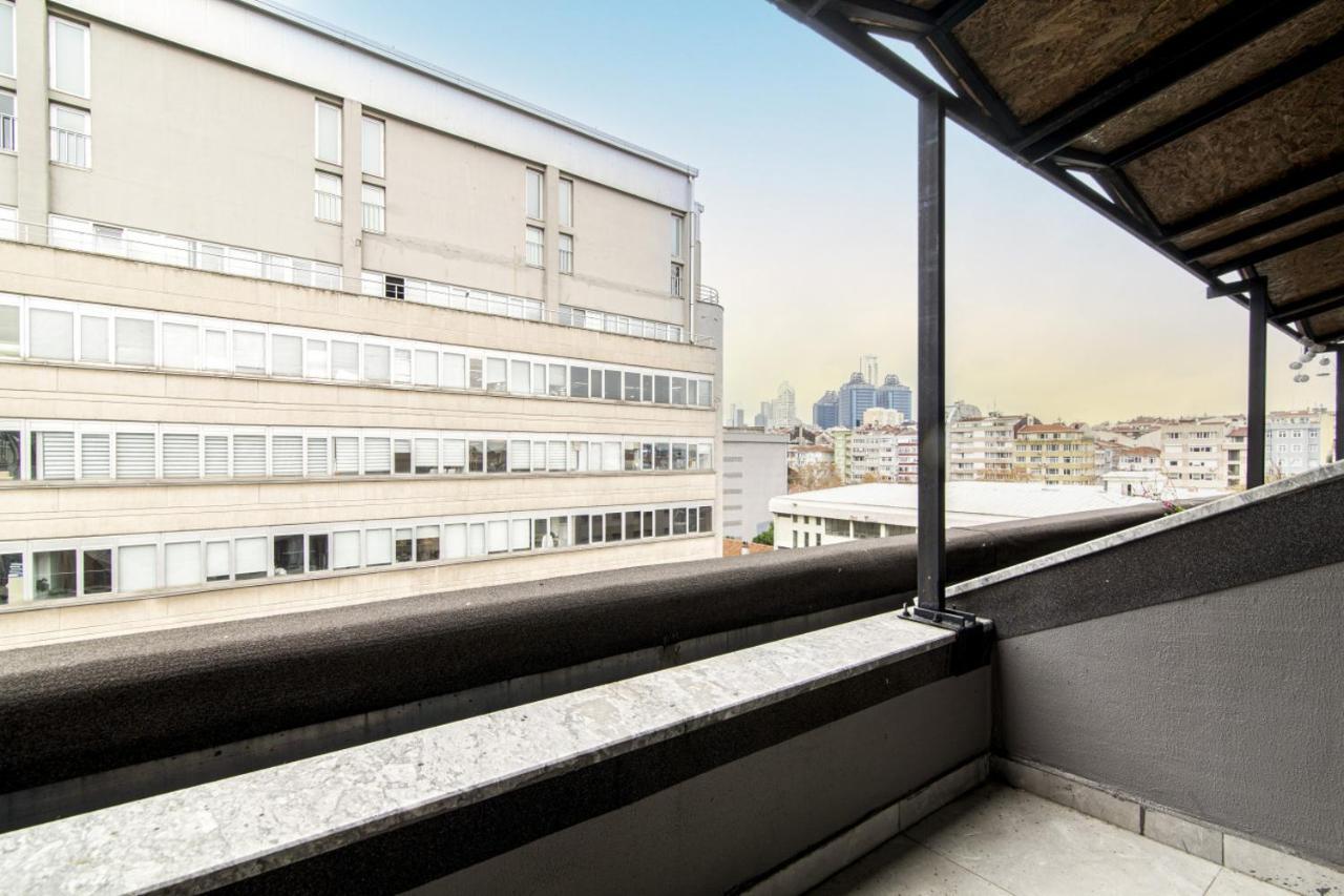 Sleek Residence Flat With Great Location In Sisli Istanbul Ngoại thất bức ảnh